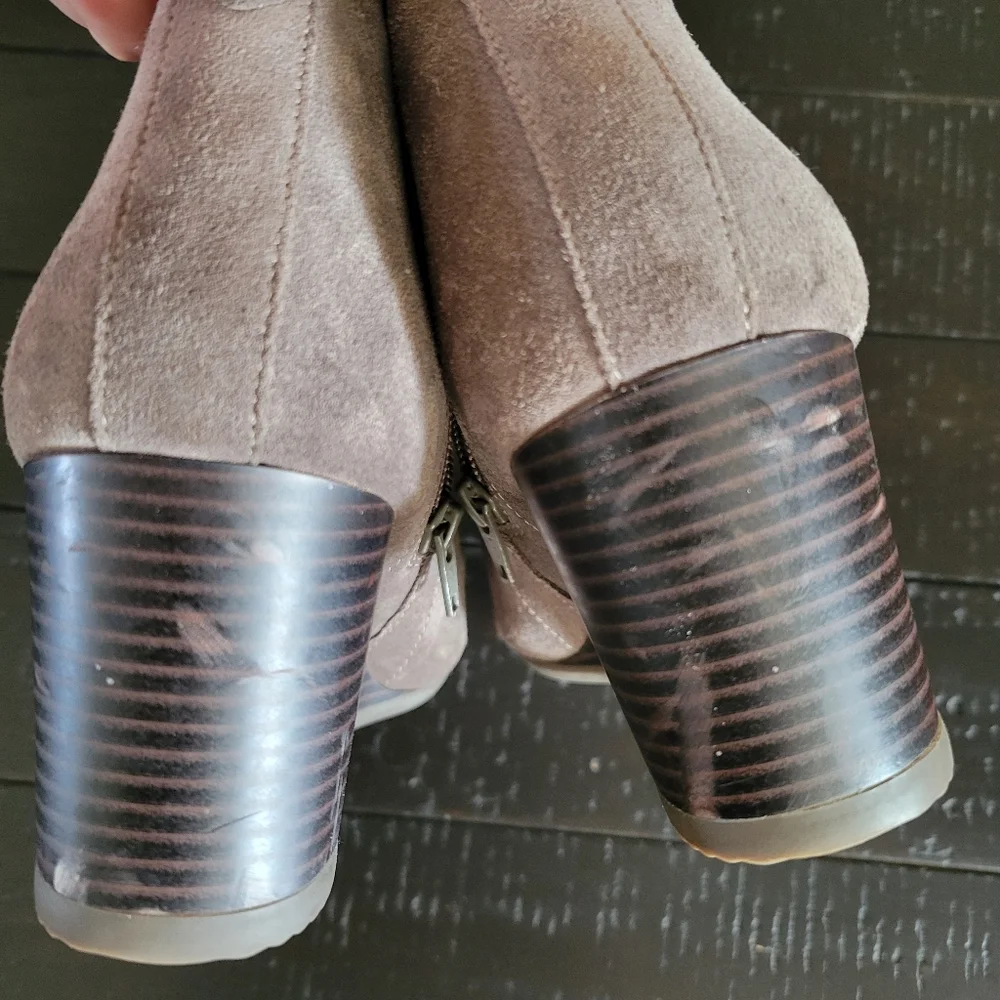 Vionic Grey Suede- Paloma- Wedge Stacked Heels Ankle Boots (10)